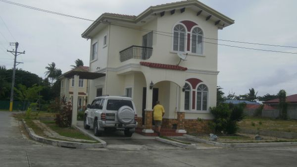 House and Lot  Rent 30k and Sale 5.7M