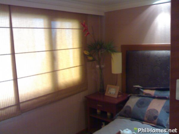 CONDO IN PASIG/CAMBRIDGE VILLAGE /RENT TO OWN/AS LOW AS 5K PER MONTH