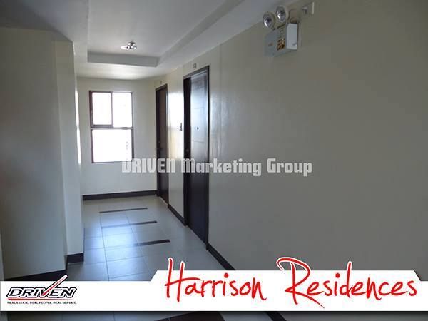 1-Bedroom Unit condo with Patio ready for occupancy in Buendia near LRT, MOA, World Trade Center, Pasay City
