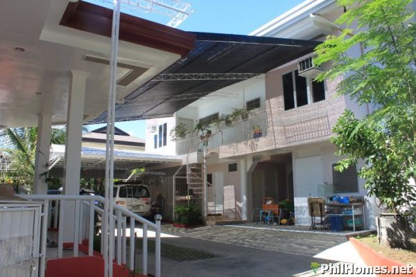 DAVAO CITY SALE -- 8br HOUSE on 920sqm LOT