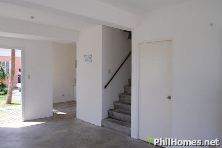 4BEDROOM HOUSE IN LANCASTER ESTATES CAVITE FOR SALE