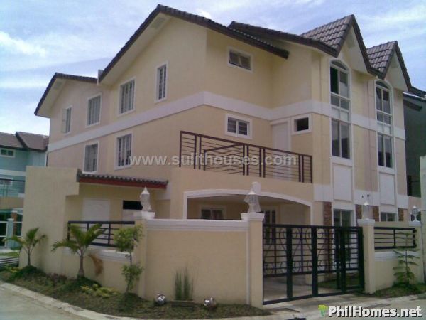 Easy to own 3 storey house near Alabang and manila-Madison